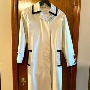 Vintage J Gallery trench coat